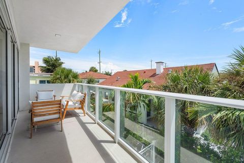 A home in Lake Worth Beach