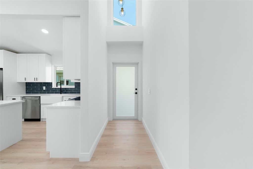 Photo of 6069 Old Court Road #108, Boca Raton, FL 33433 (MLS # F10498996)