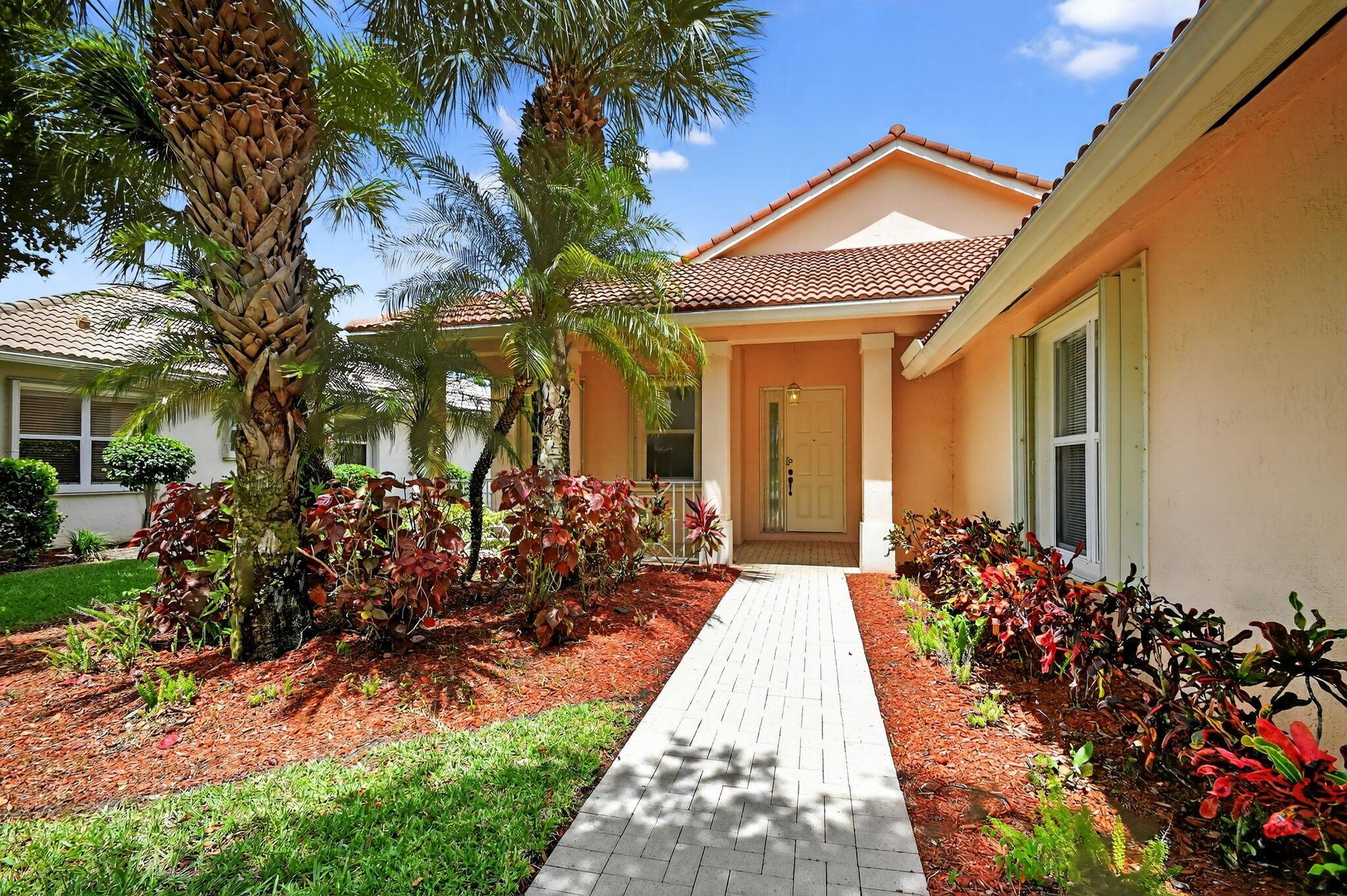 West Palm Beach, Florida 33411, United States, 3 Bedrooms Bedrooms, ,2 BathroomsBathrooms,Residential,Pending,209478