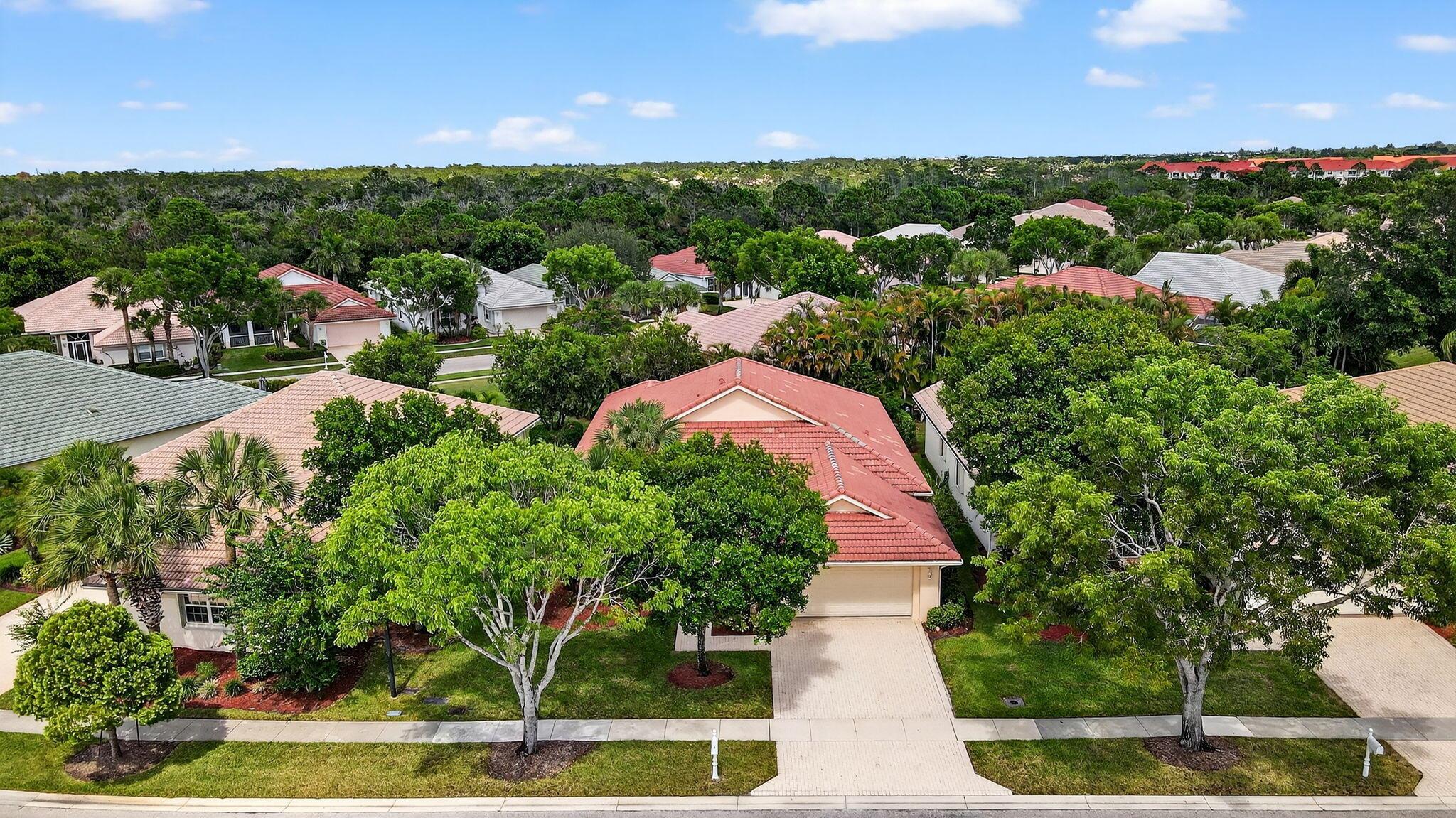 West Palm Beach, Florida 33411, United States, 3 Bedrooms Bedrooms, ,2 BathroomsBathrooms,Residential,Pending,209478