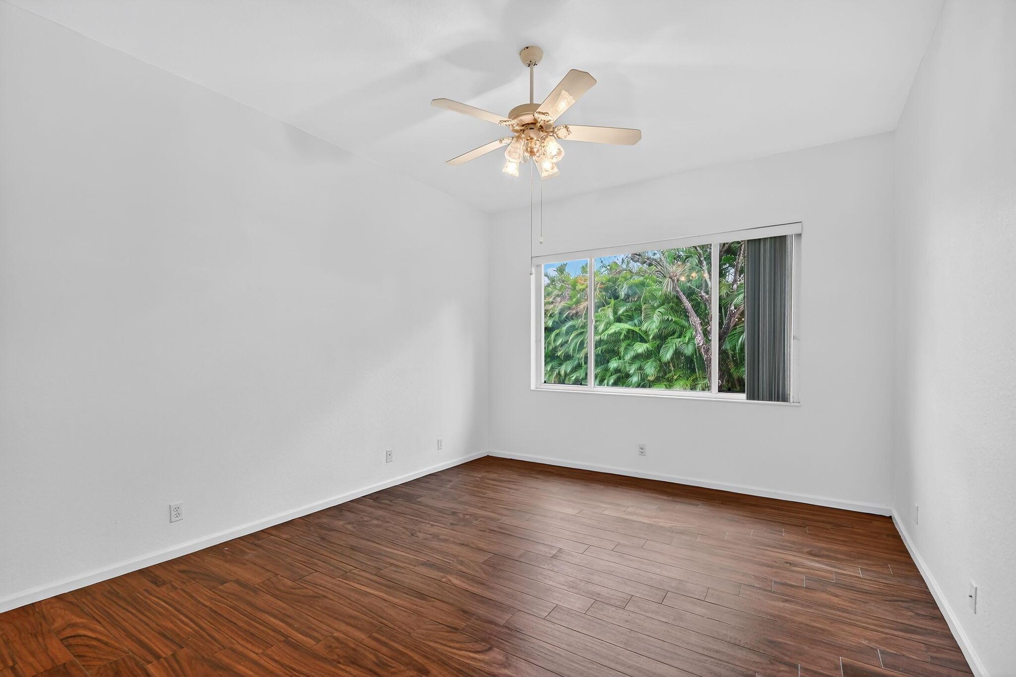 West Palm Beach, Florida 33411, United States, 3 Bedrooms Bedrooms, ,2 BathroomsBathrooms,Residential,Pending,209478