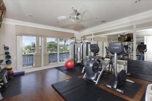 ROYAL PALM YACHT & COUNTR - Residential