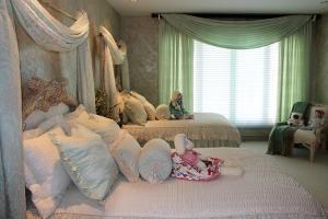 DELRAY BEACH ESTATE - Residential