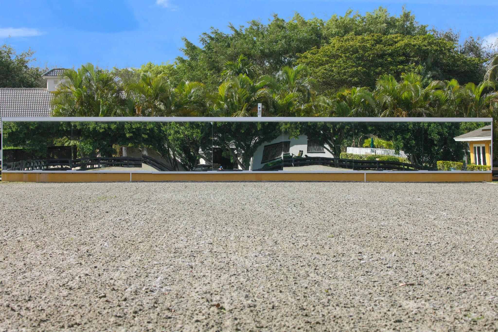 SADDLE TRAIL PARK OF WELL - Residential