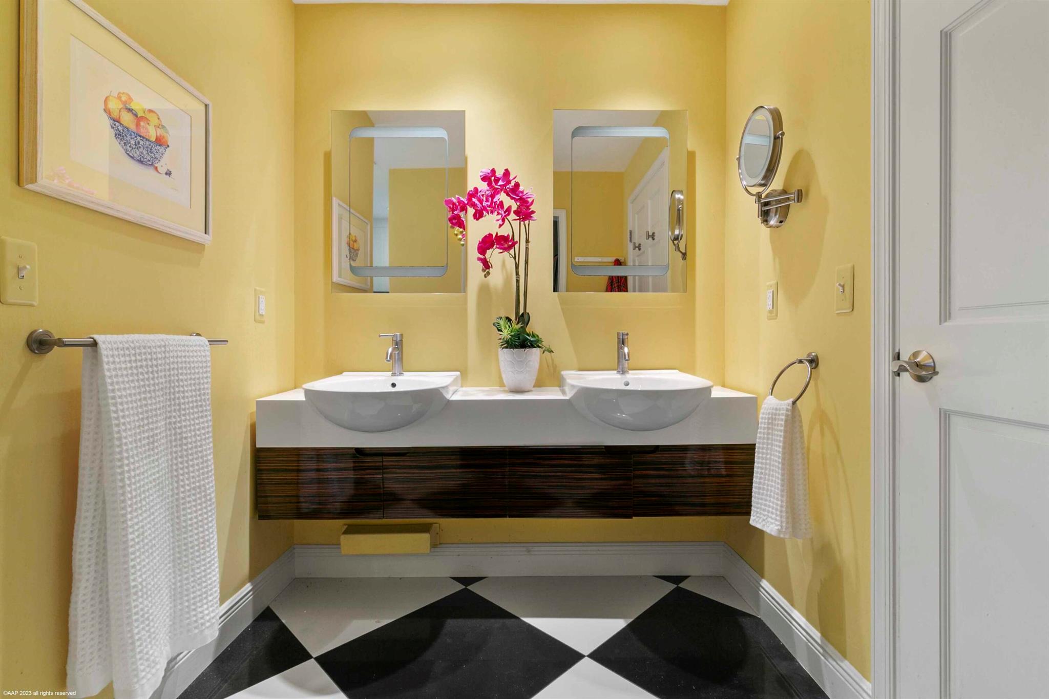 SADDLE TRAIL PARK OF WELL - Residential