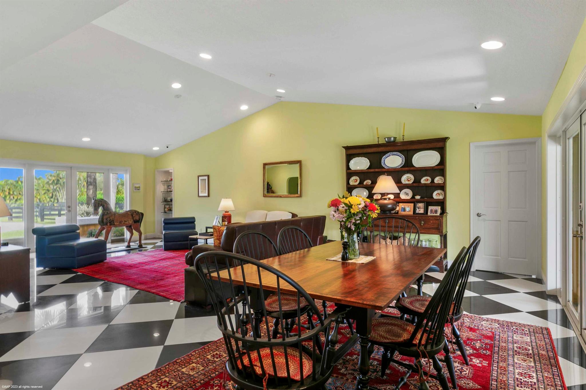 SADDLE TRAIL PARK OF WELL - Residential