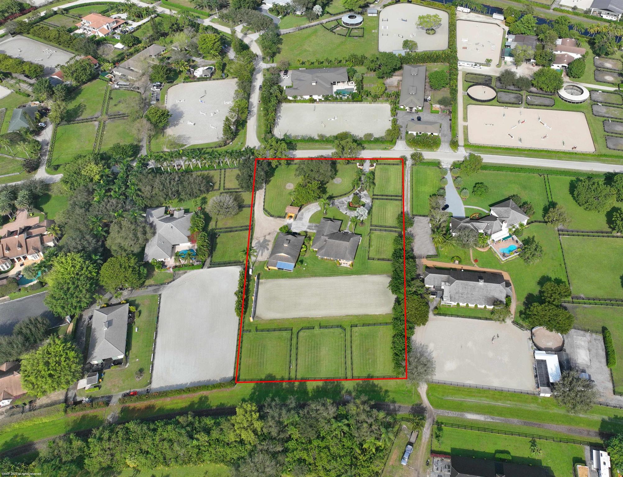 SADDLE TRAIL PARK OF WELL - Residential