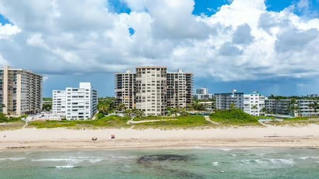 Photo of 1800 NE Ocean Boulevard #403, Pompano Beach, FL 33062 (MLS # F10523112)