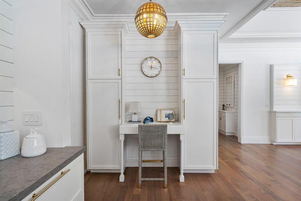 DRIFTWOOD LANDING - Residential