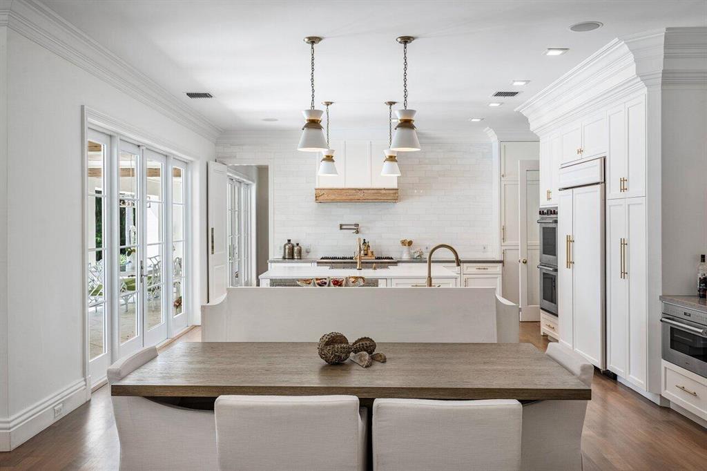 DRIFTWOOD LANDING - Residential