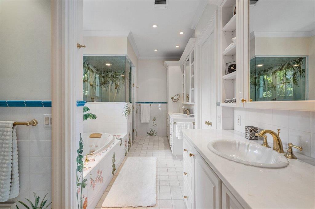 DRIFTWOOD LANDING - Residential