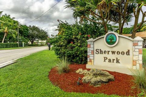Single Family Residence in Delray Beach FL 3120 Sherwood Boulevard Blvd 51.jpg
