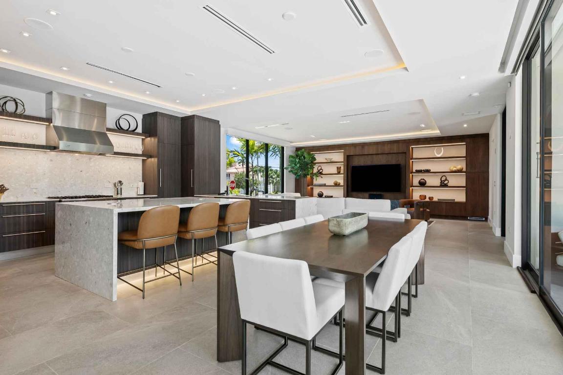 LA GORCE GOLF SUB - Residential