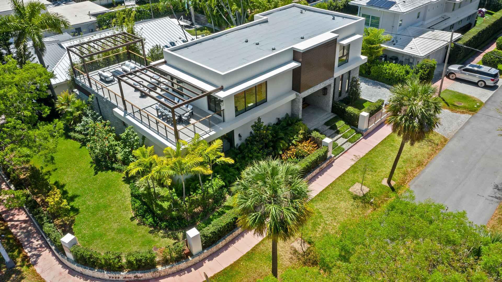 LA GORCE GOLF SUB - Residential