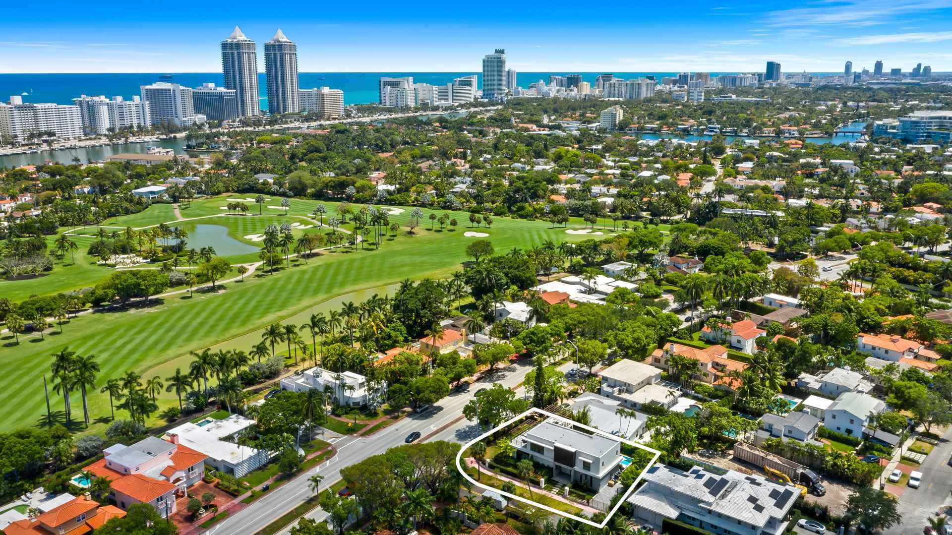 LA GORCE GOLF SUB - Residential