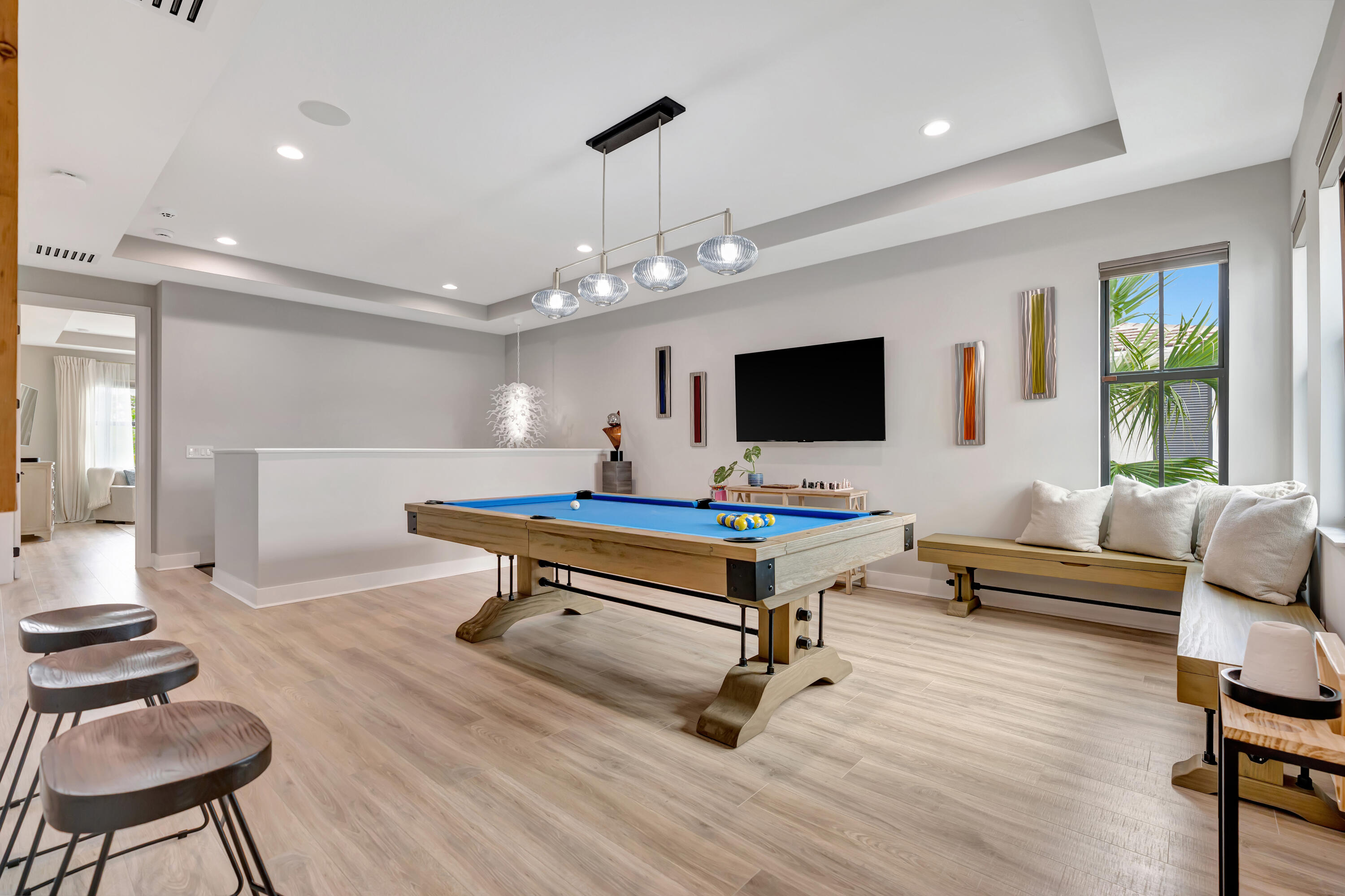 ARTISTRY - Residential