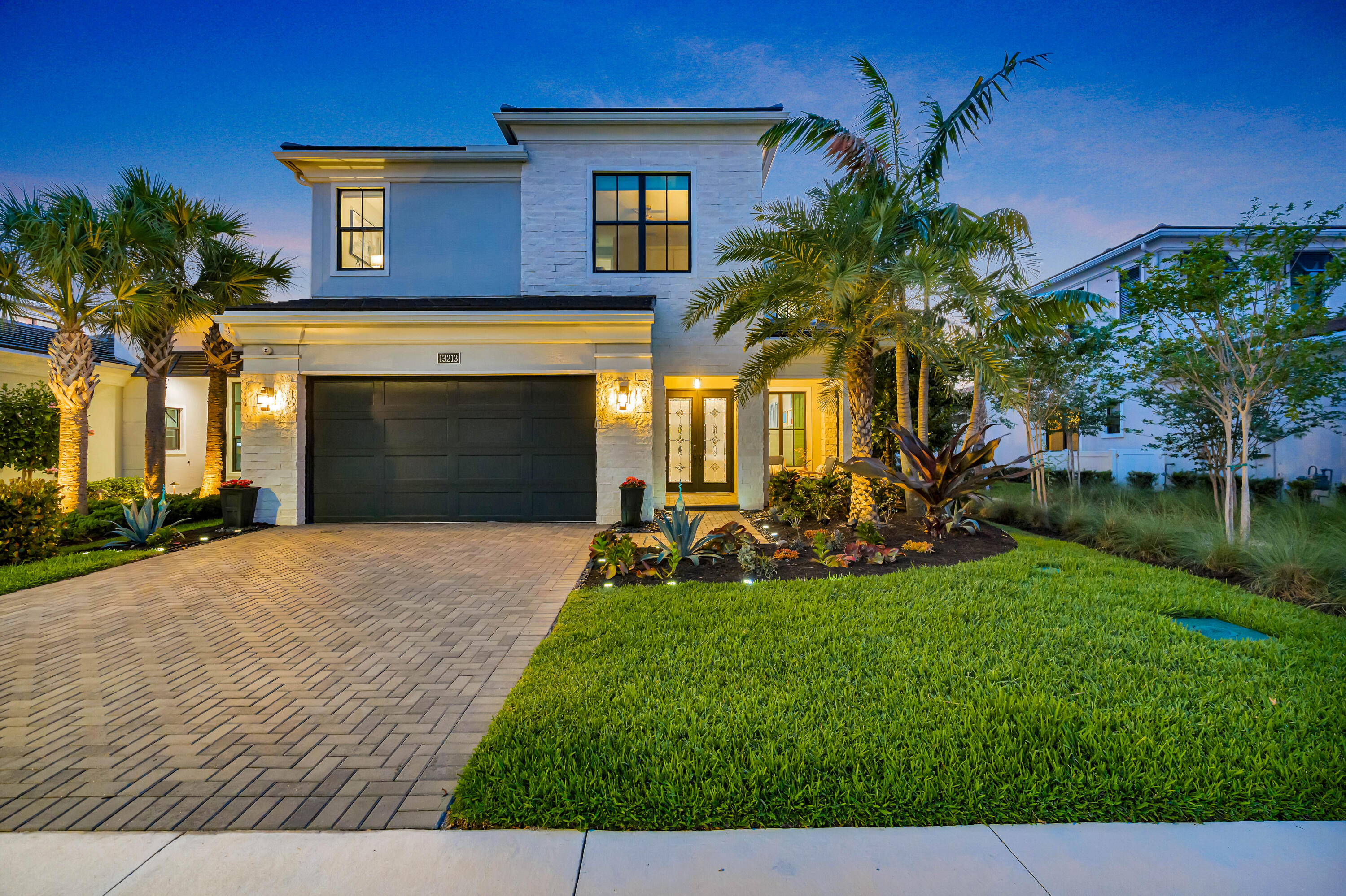 ARTISTRY - Residential