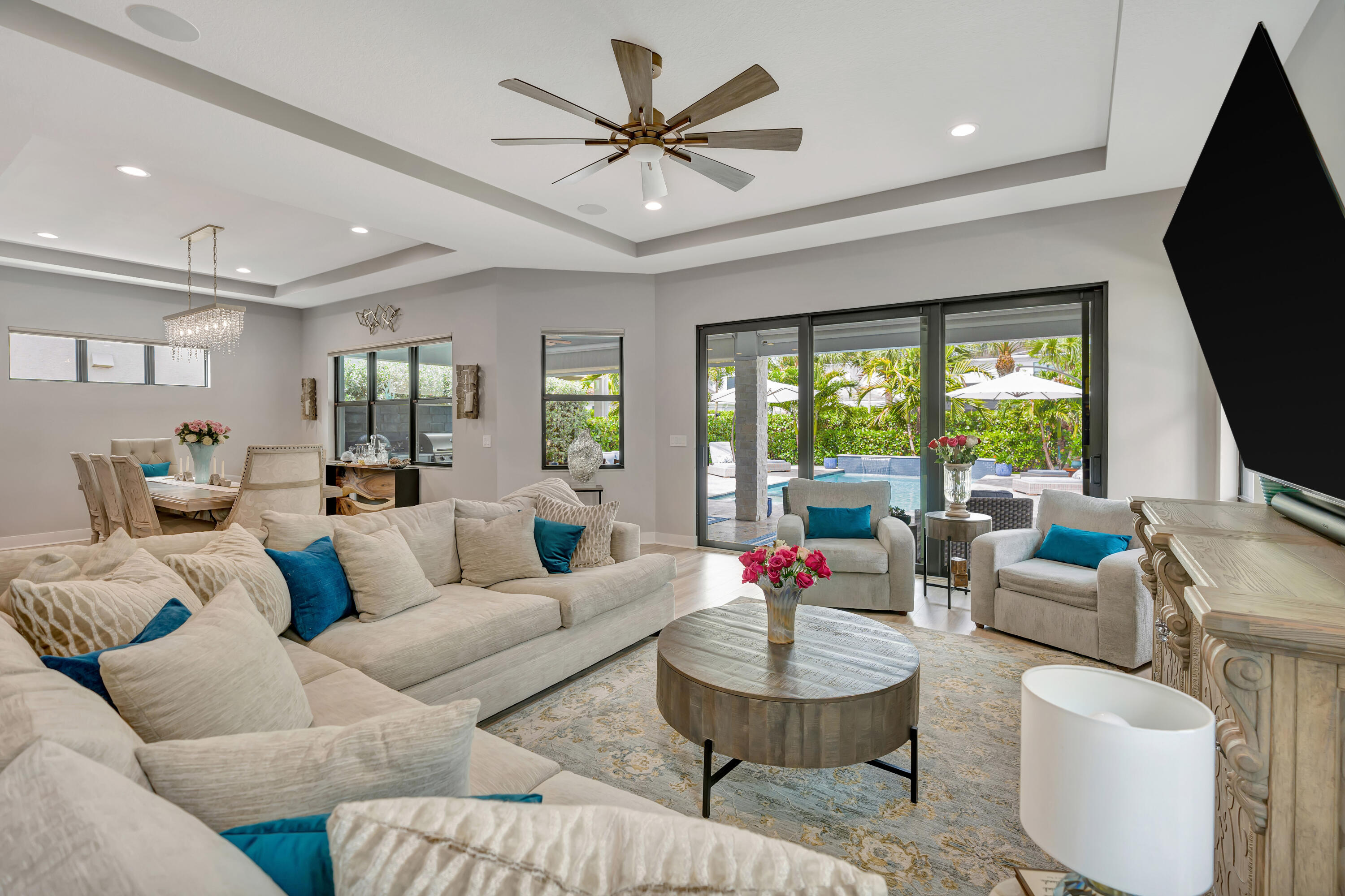 ARTISTRY - Residential