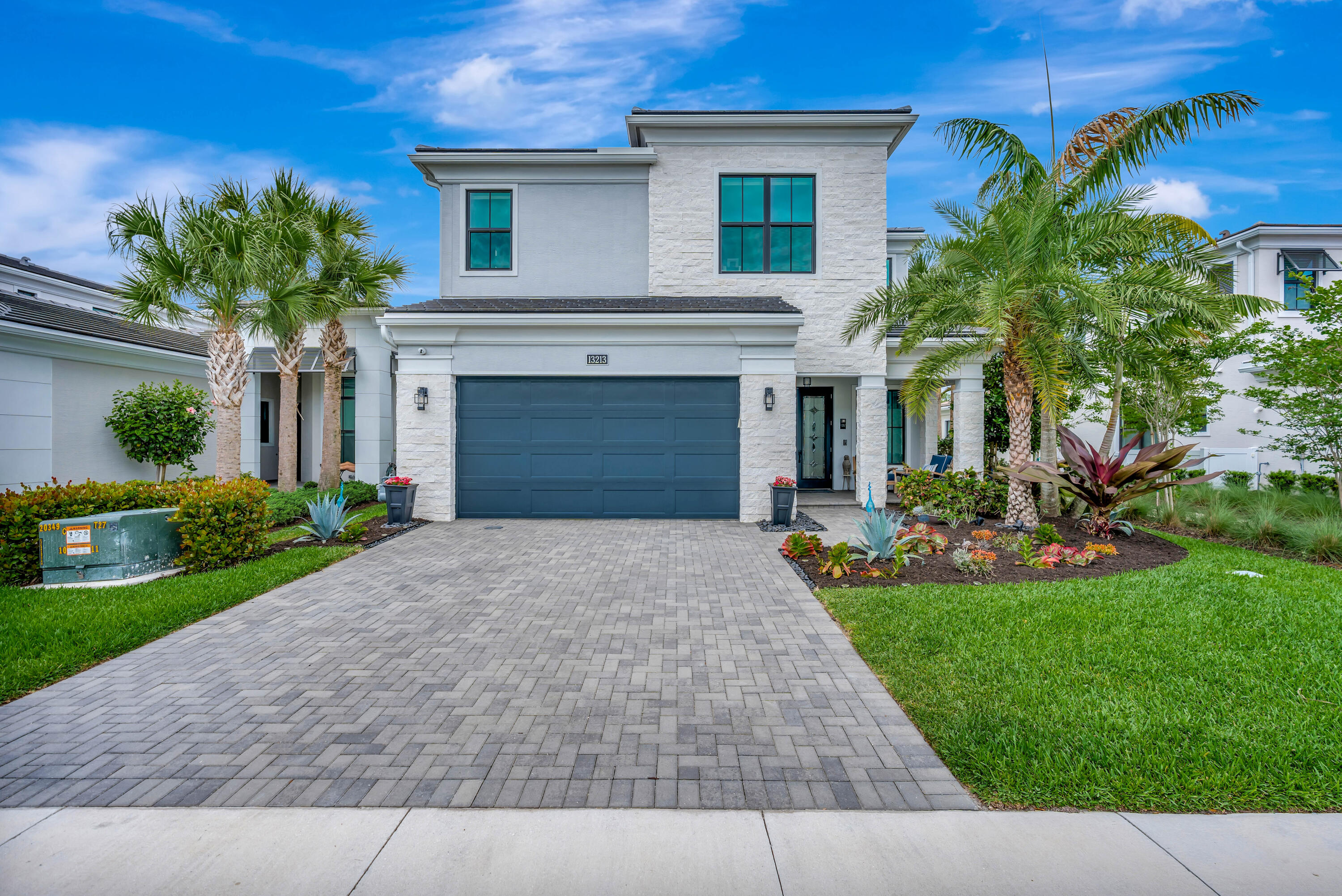 ARTISTRY - Residential