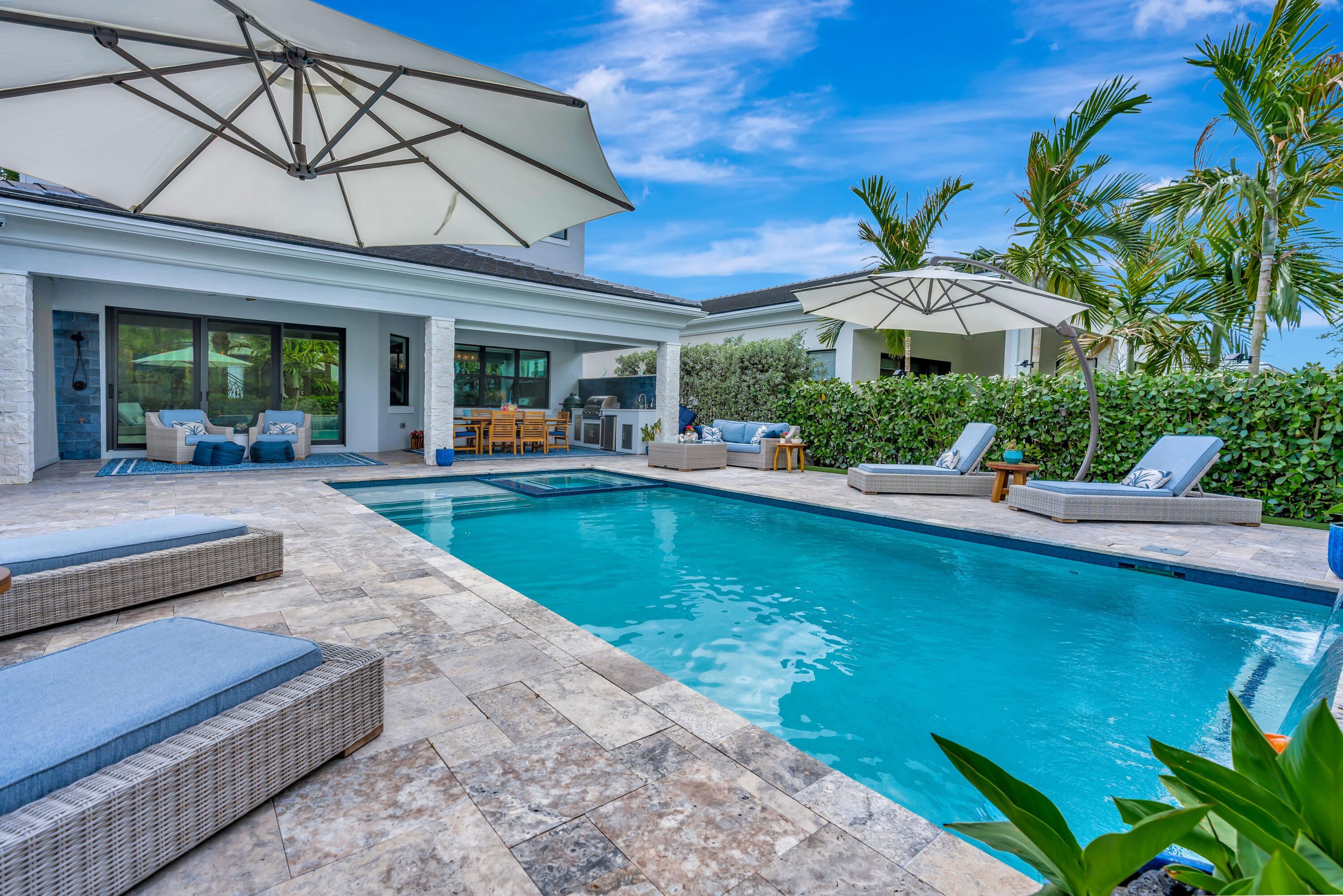 ARTISTRY - Residential