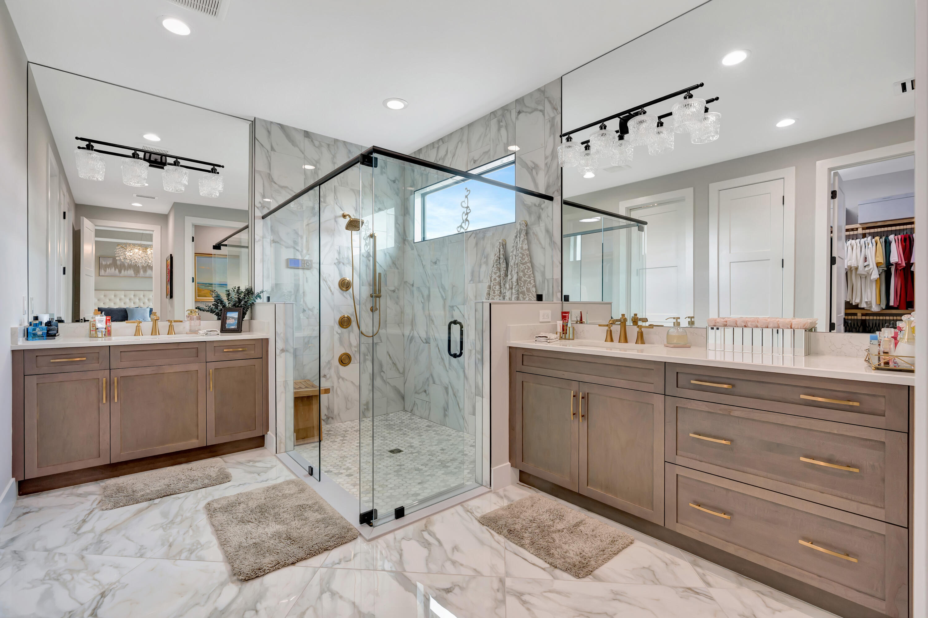 ARTISTRY - Residential