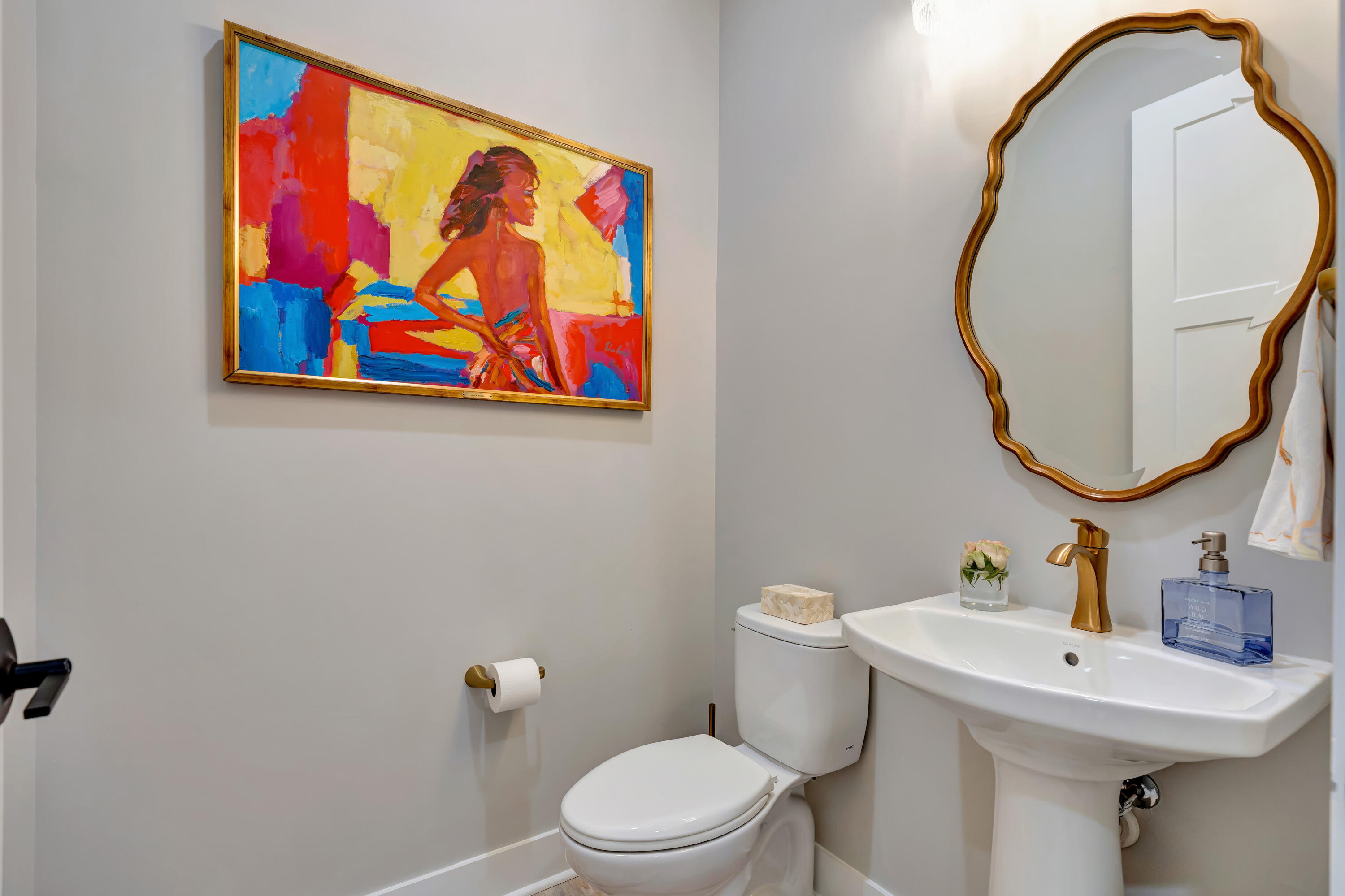 ARTISTRY - Residential