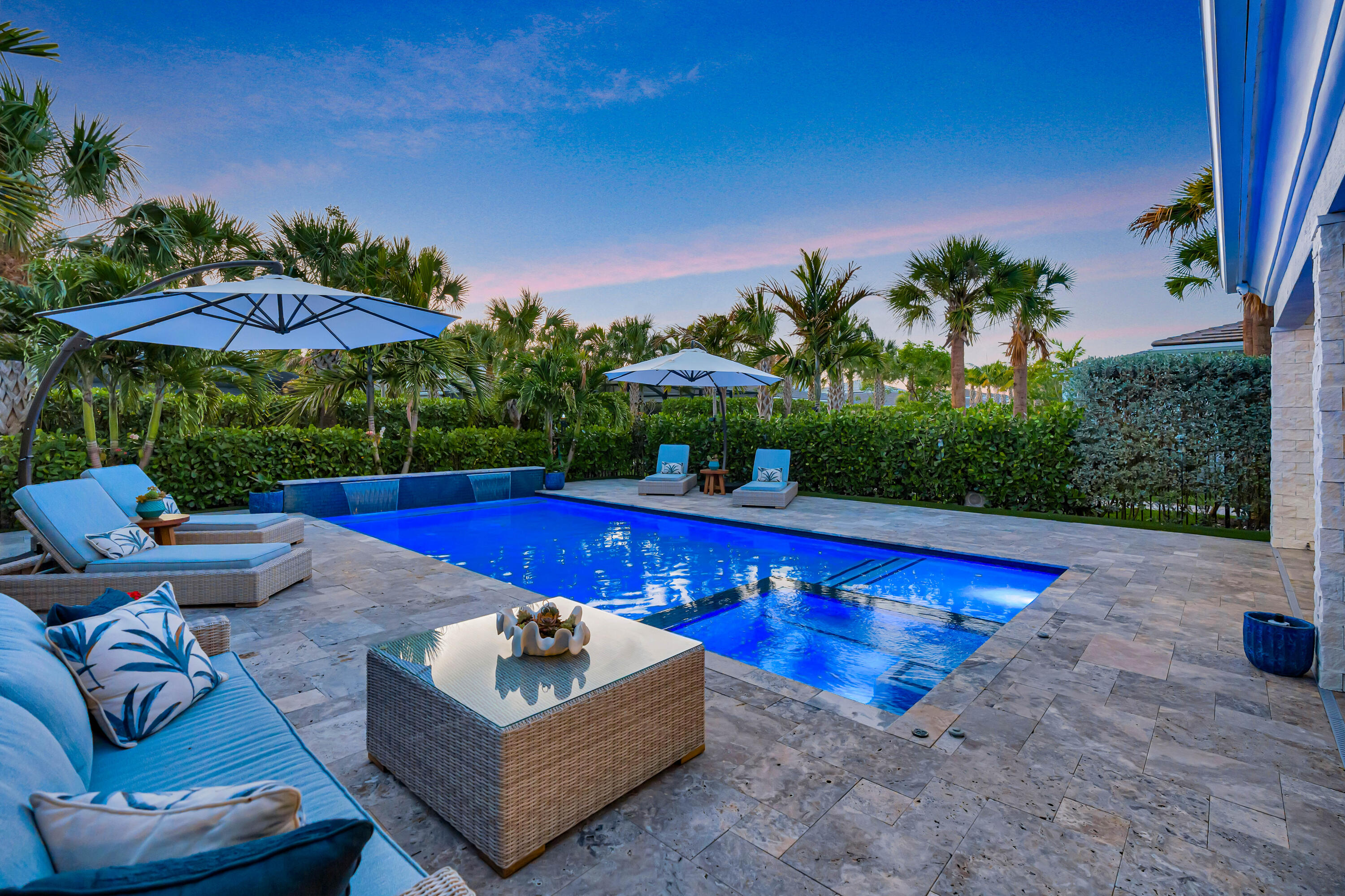 ARTISTRY - Residential