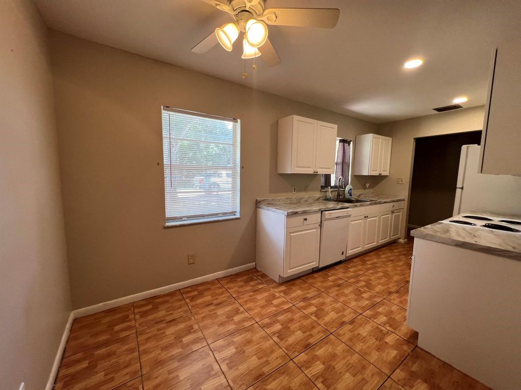 Photo of 1915 Fulton Drive #B, Fort Pierce, FL 34950 (MLS # R10998647)
