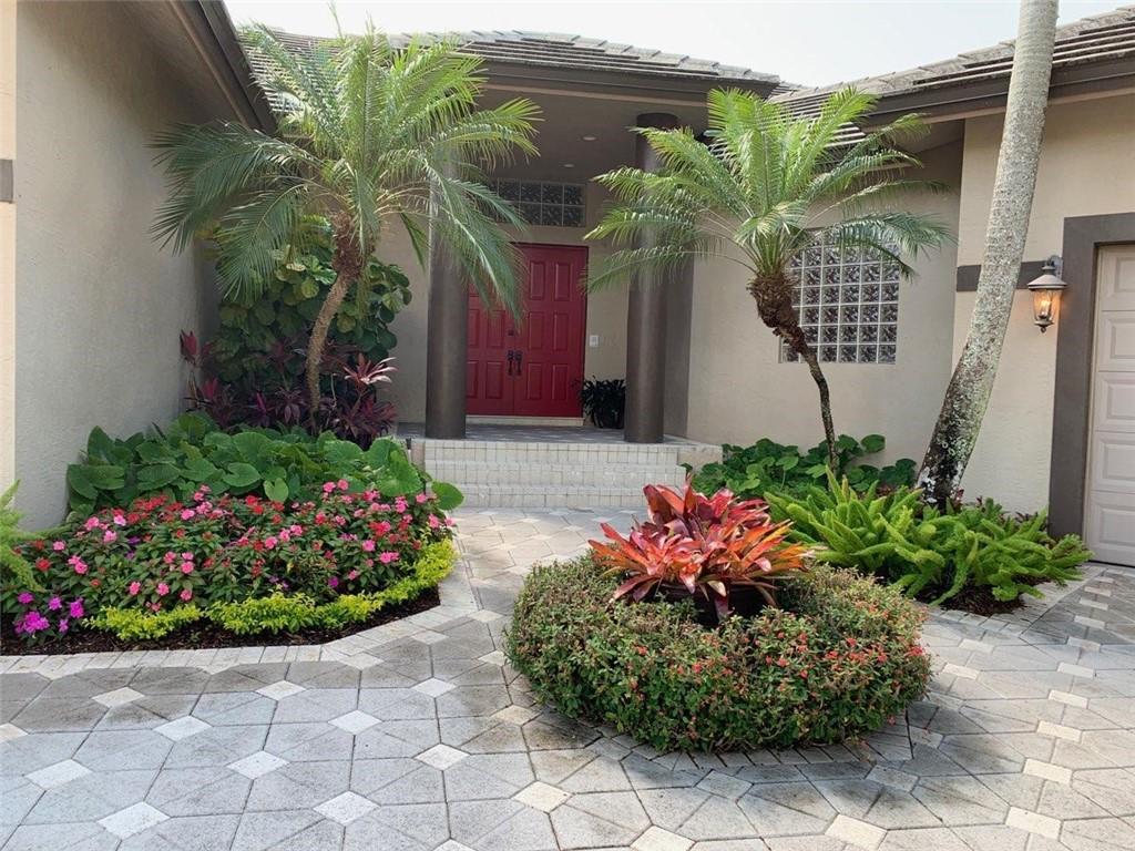Plantation Palms - Residential