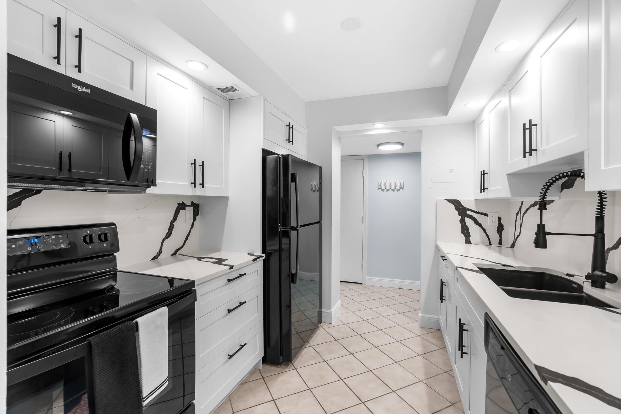 TIERRA DEL MAR - Residential Lease