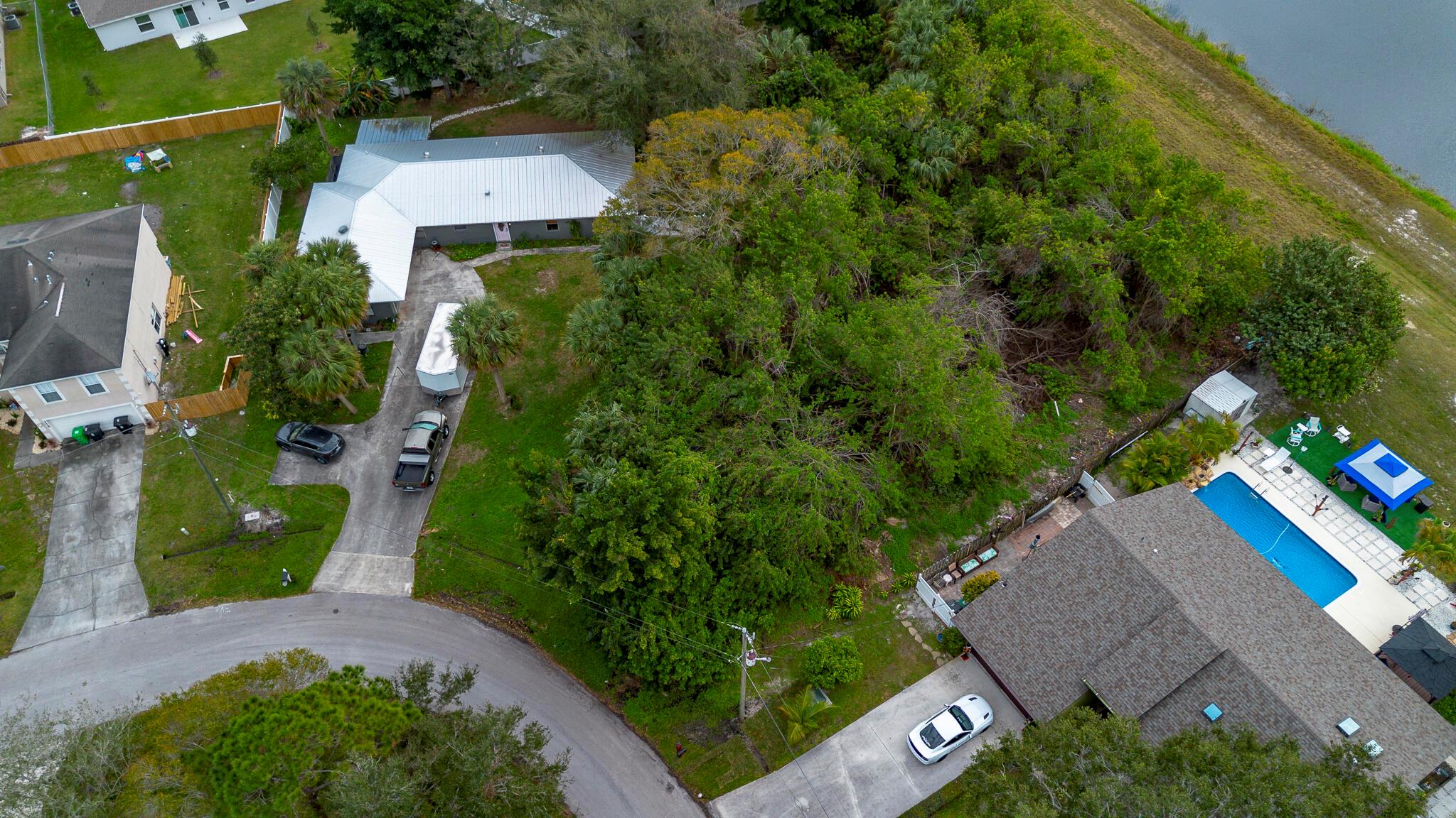 PORT ST LUCIE SECTION 5 - Land