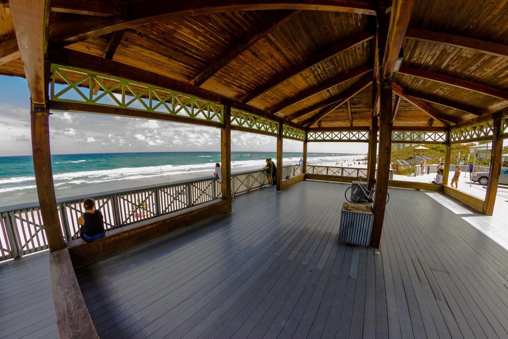 Photo of 122 NW Gardner Street, Boca Raton, FL 33432 (MLS # R11129096)