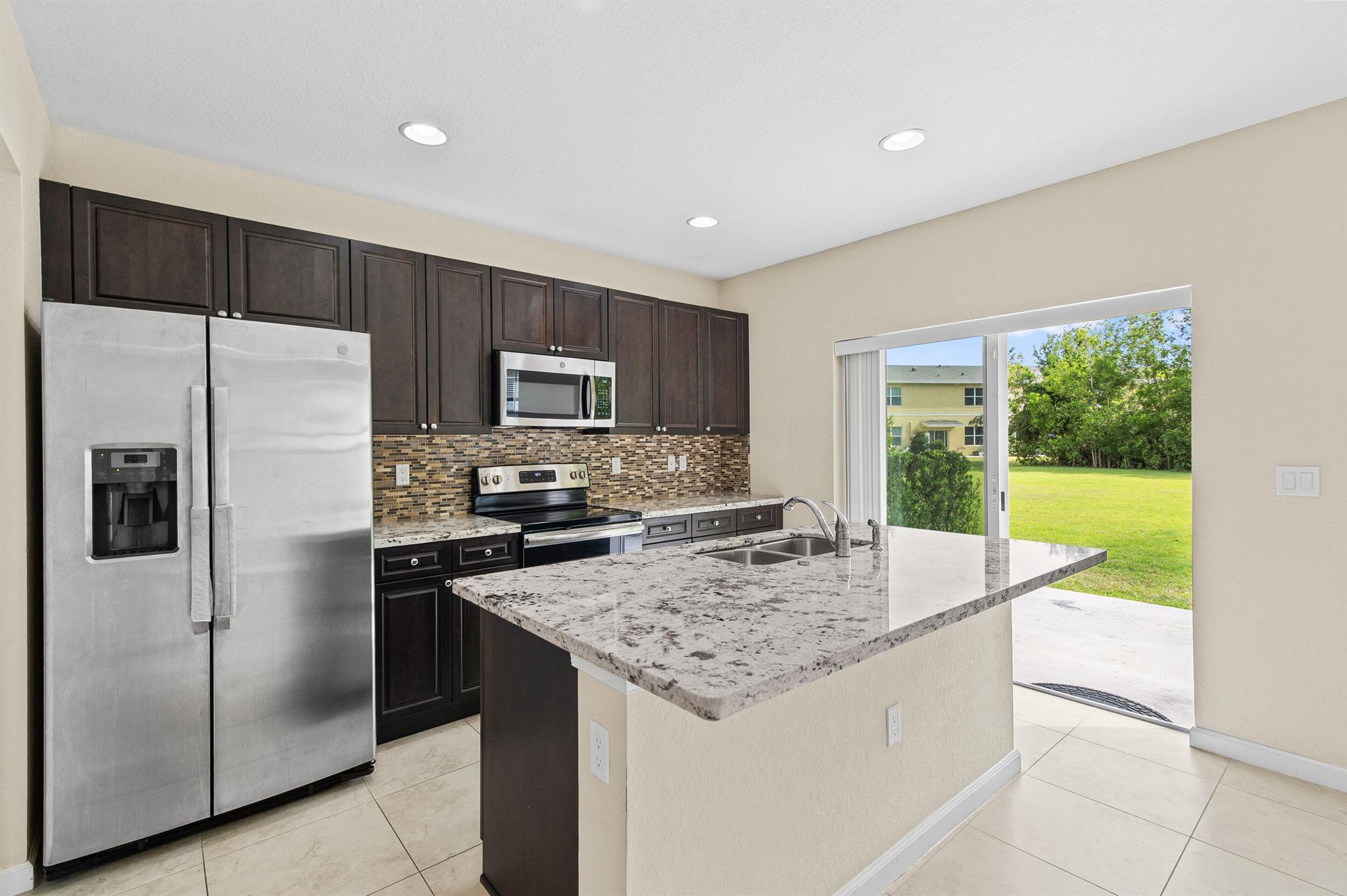 VIZCAYA FALLS PLAT 3 - Residential