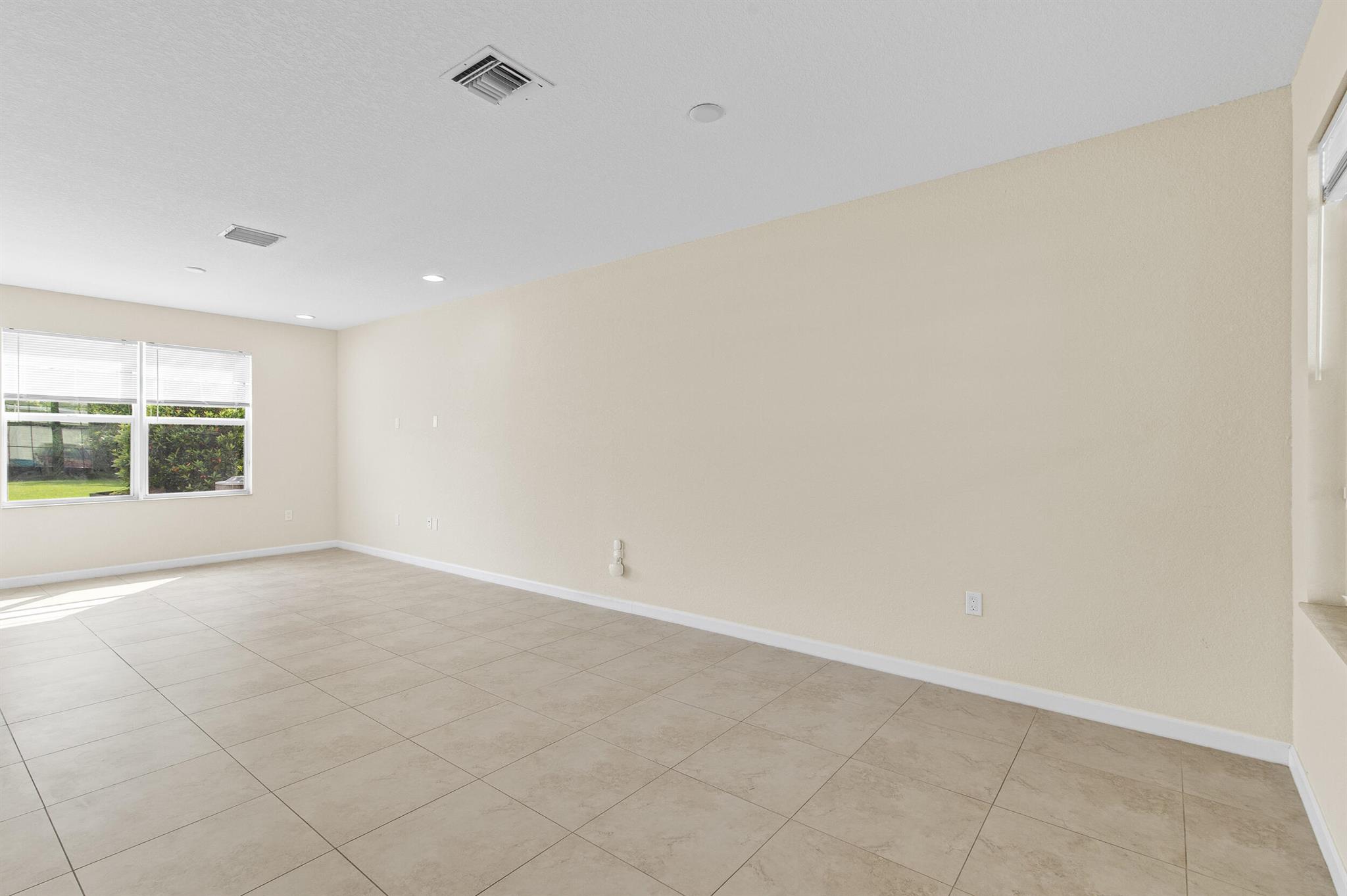 VIZCAYA FALLS PLAT 3 - Residential