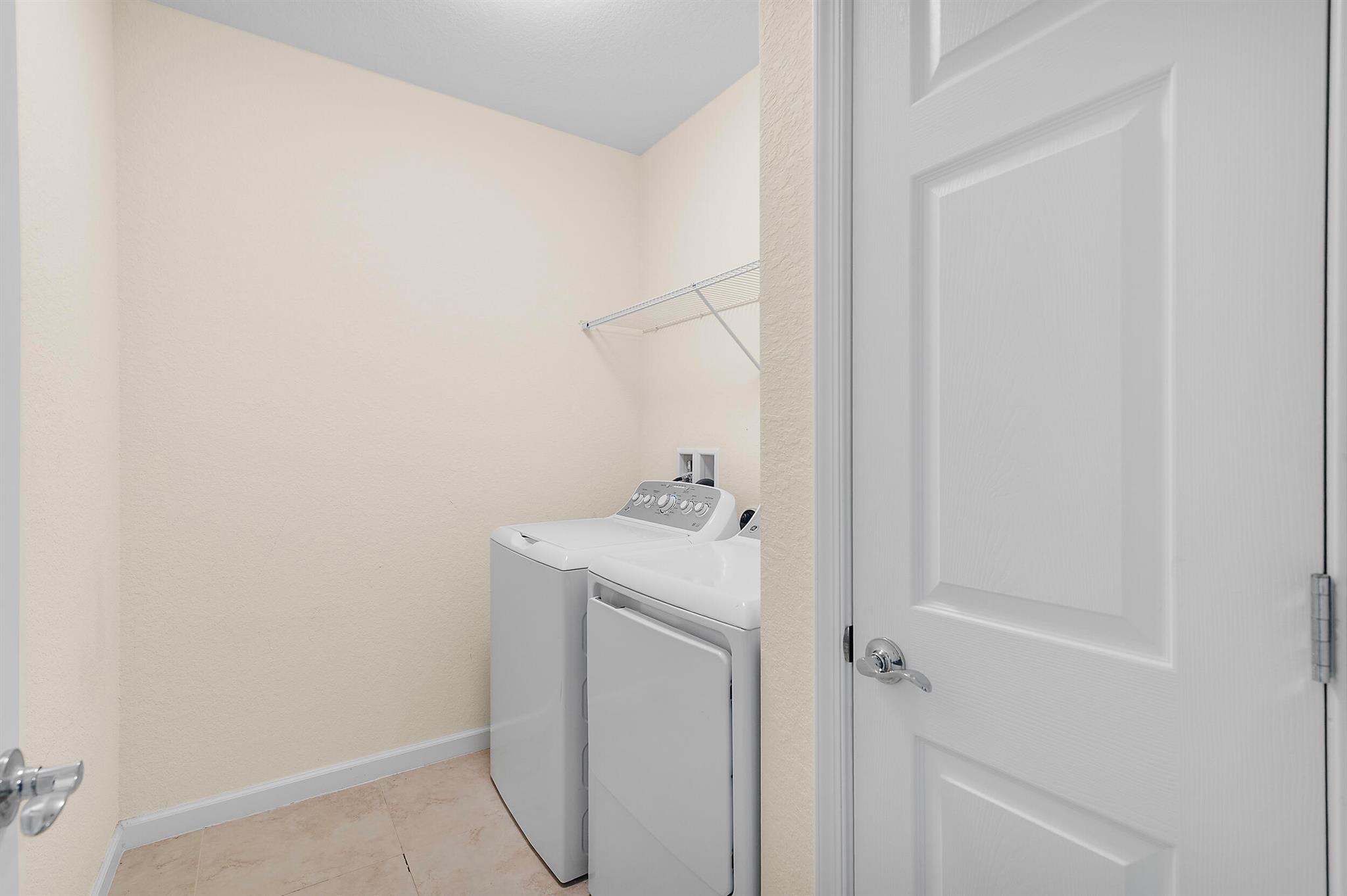 VIZCAYA FALLS PLAT 3 - Residential