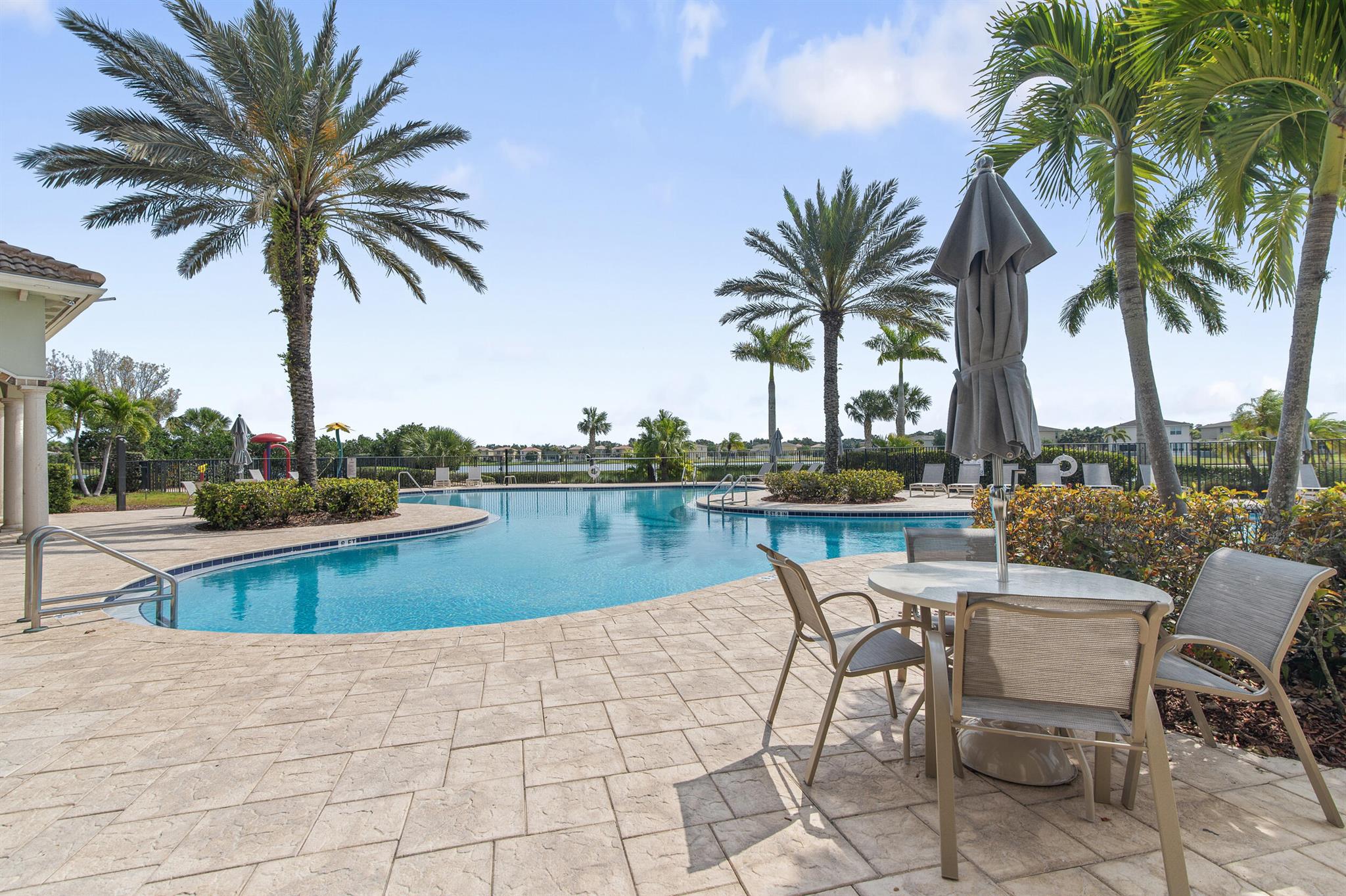 VIZCAYA FALLS PLAT 3 - Residential