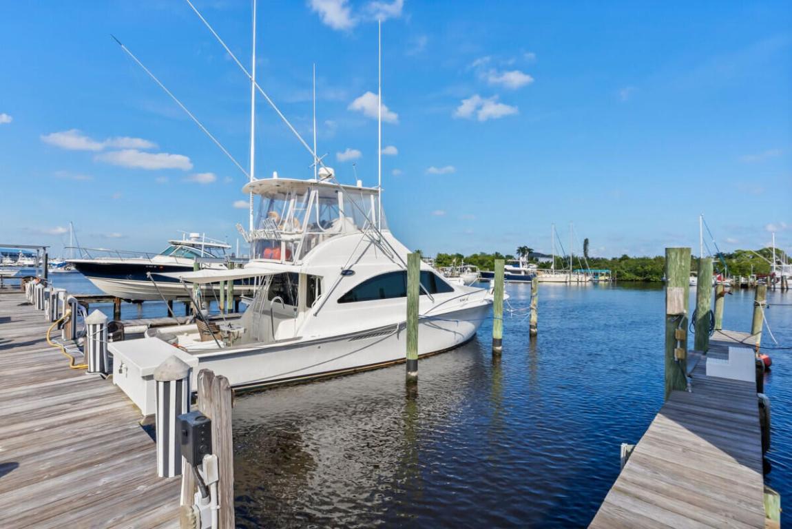 PORT MANATEE CONDO - Residential