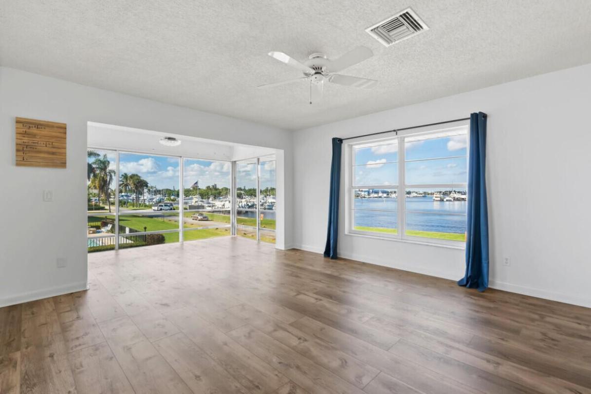 PORT MANATEE CONDO - Residential