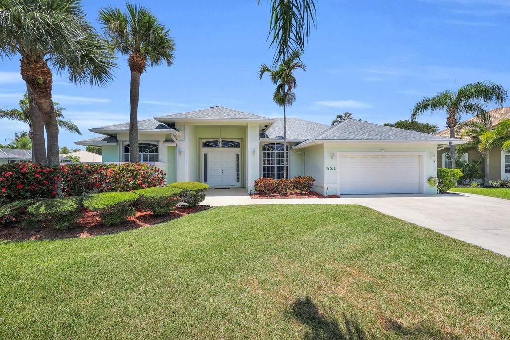 Photo of 521 Cypress Circle, Tequesta, FL 33469 (MLS # B26049524)