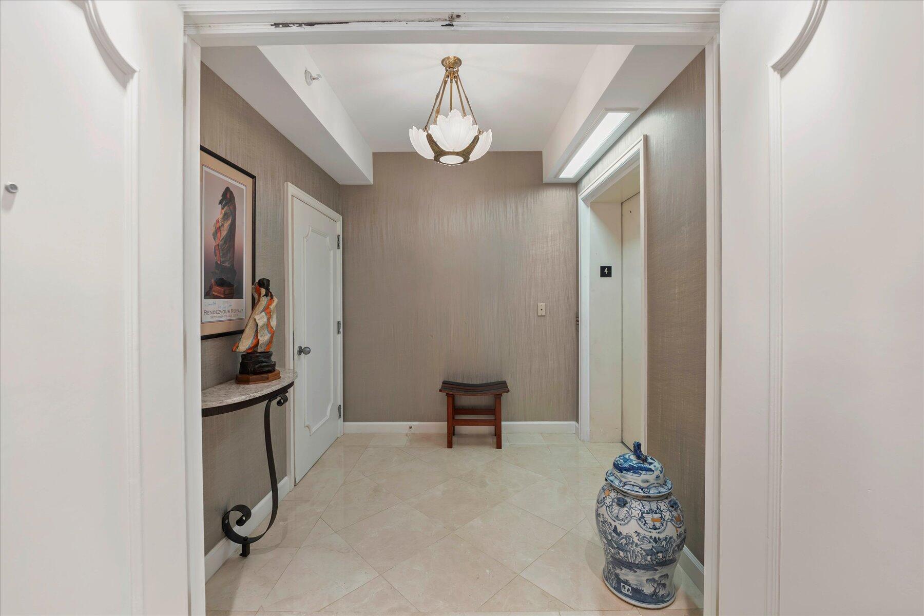 TWENTY SEVEN SEVENTY SOUTH OCEAN BLVD - Residential