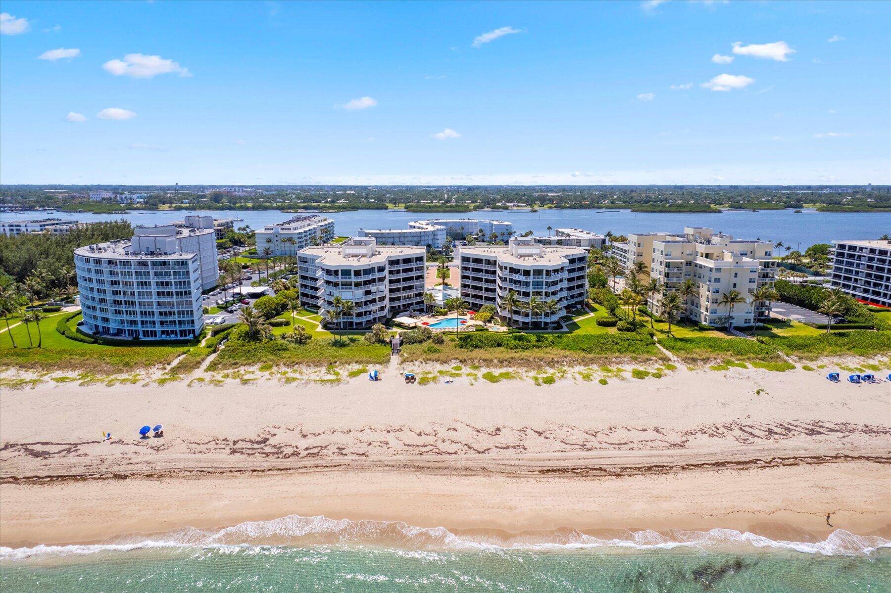 TWENTY SEVEN SEVENTY SOUTH OCEAN BLVD - Residential