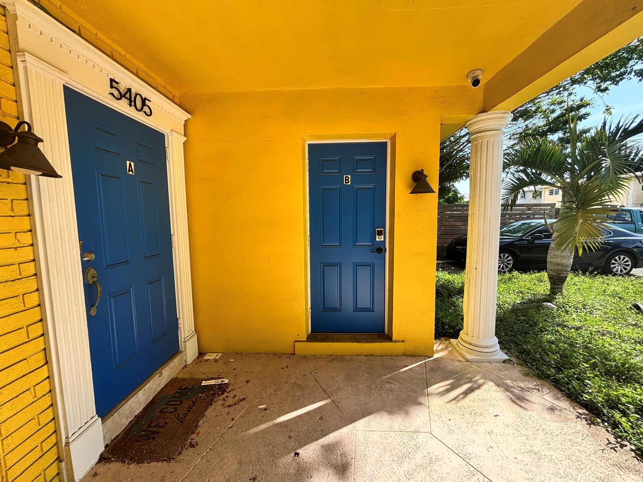 5403 NE 22nd Ter