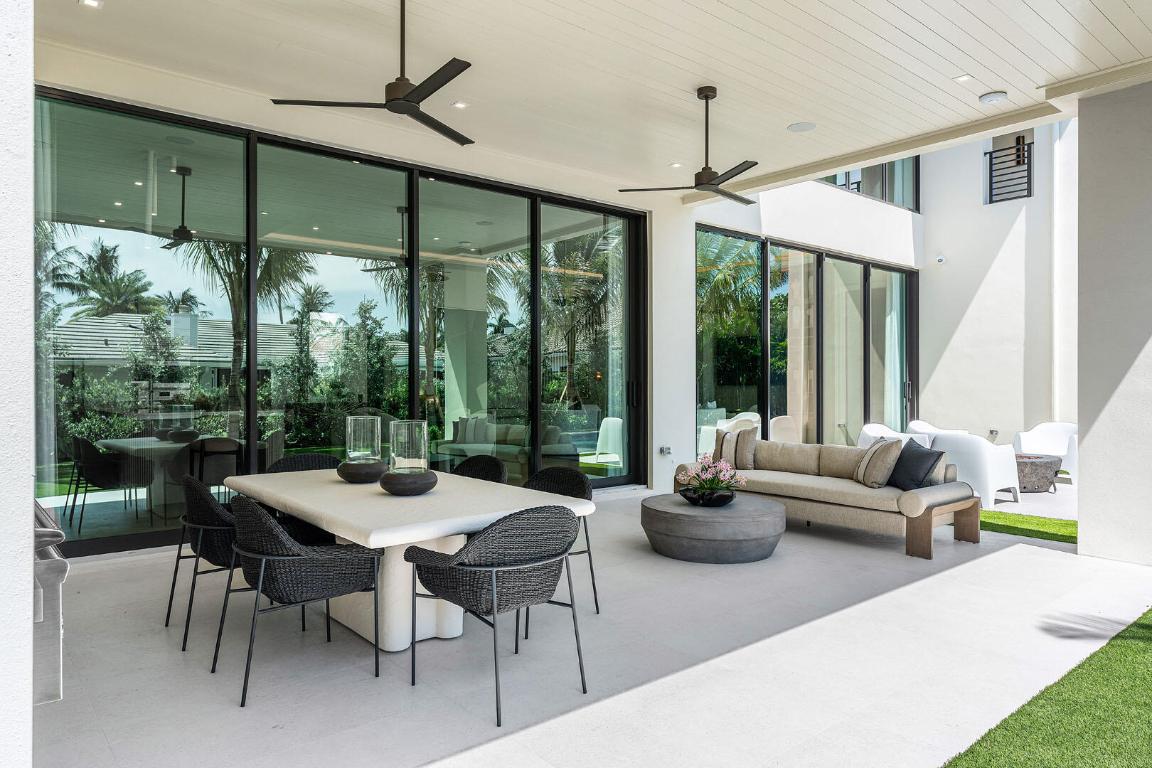 ROYAL PALM YACHT & COUNTRY CLUB - Residential