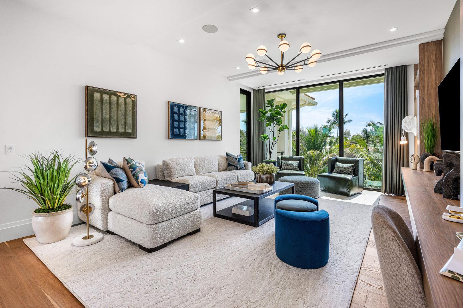 ROYAL PALM YACHT & COUNTR - Residential