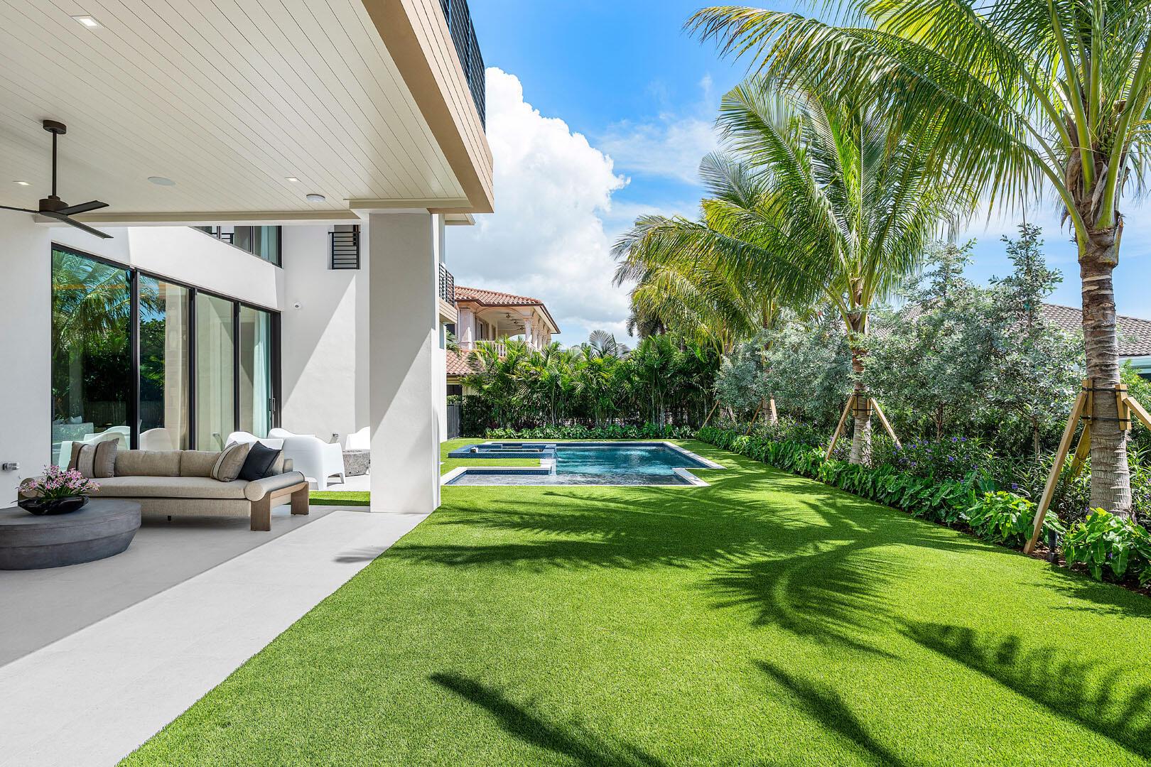 ROYAL PALM YACHT & COUNTR - Residential