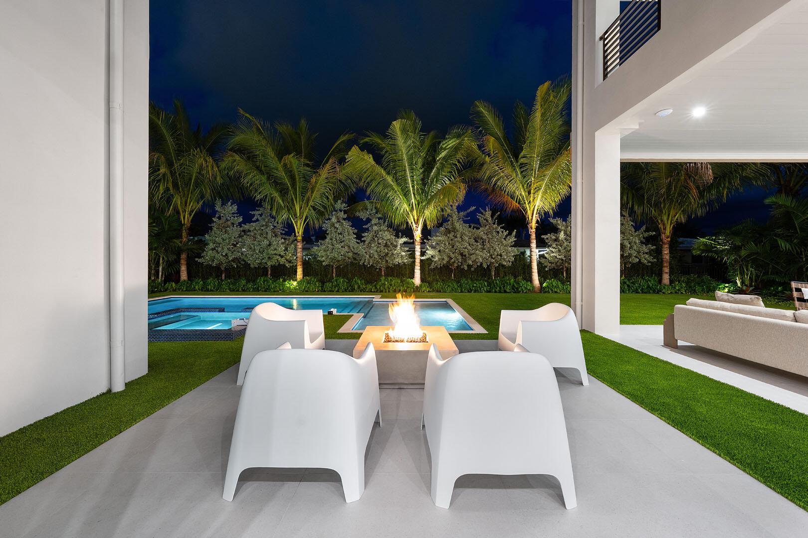 ROYAL PALM YACHT & COUNTR - Residential