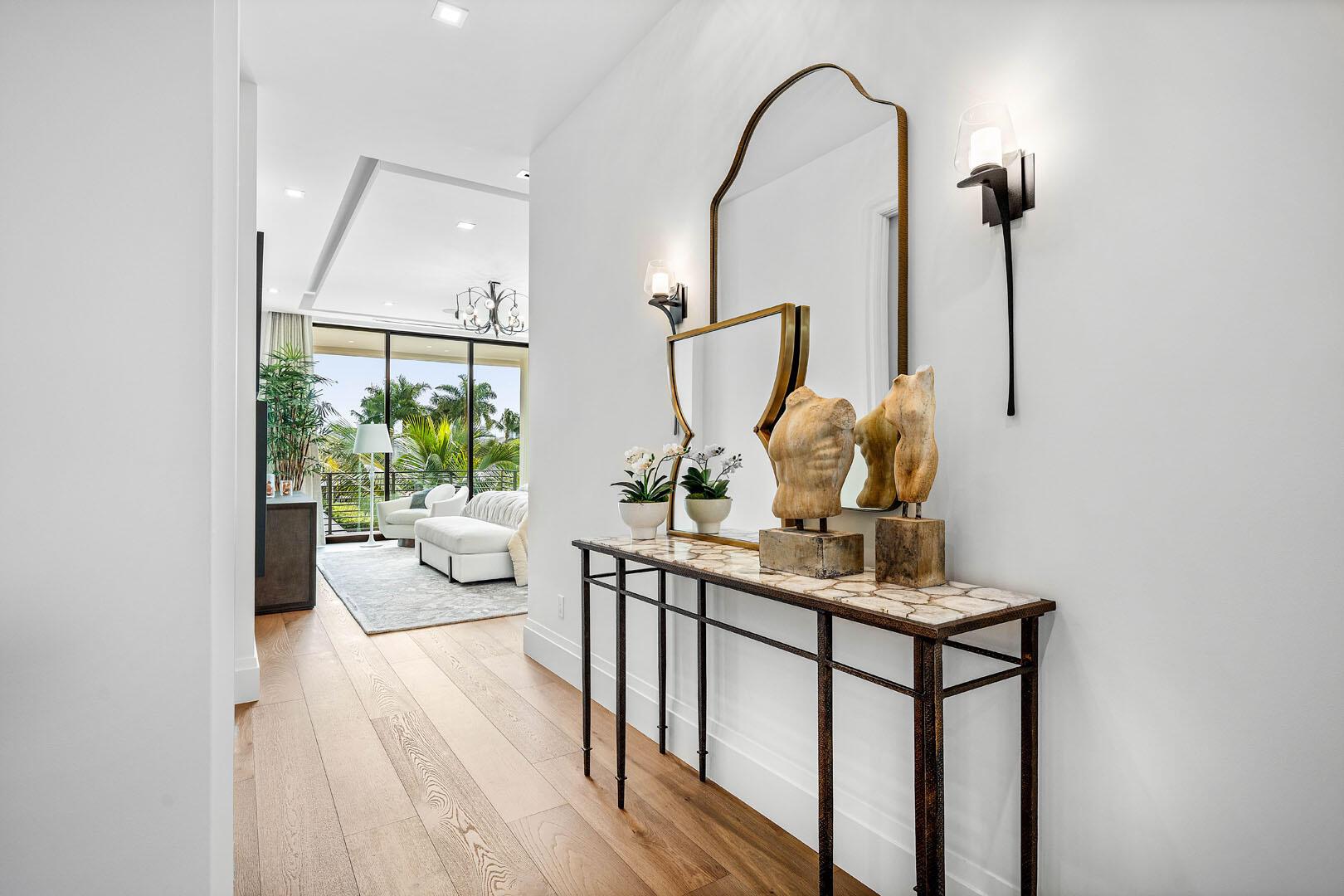 ROYAL PALM YACHT & COUNTR - Residential