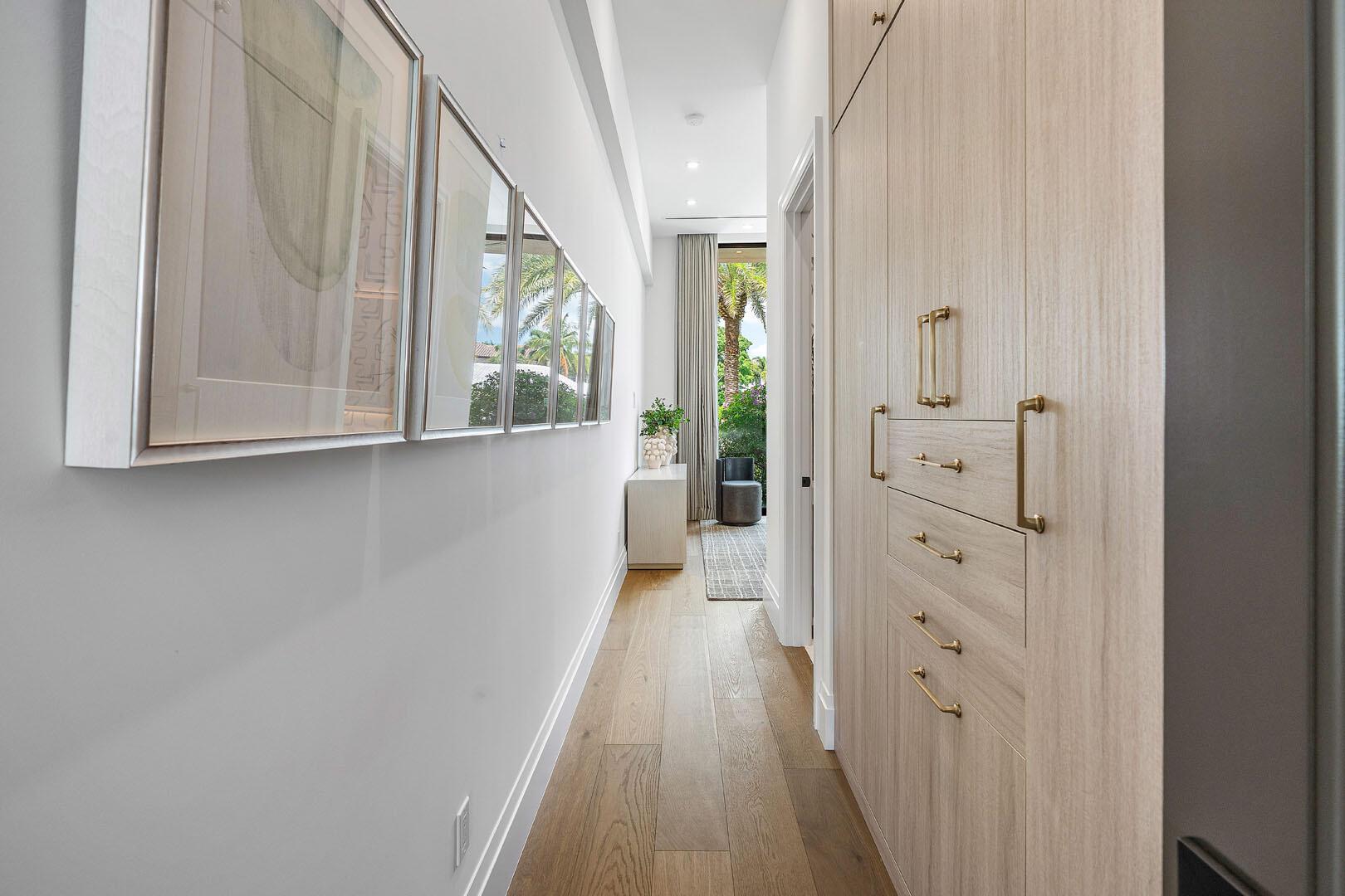 ROYAL PALM YACHT & COUNTR - Residential