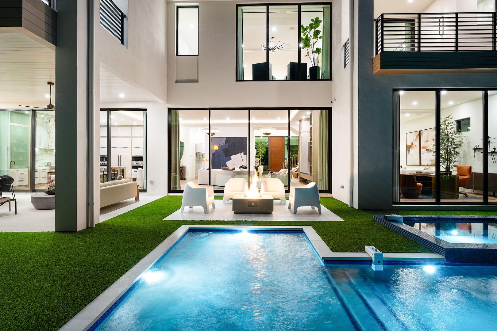 ROYAL PALM YACHT & COUNTR - Residential
