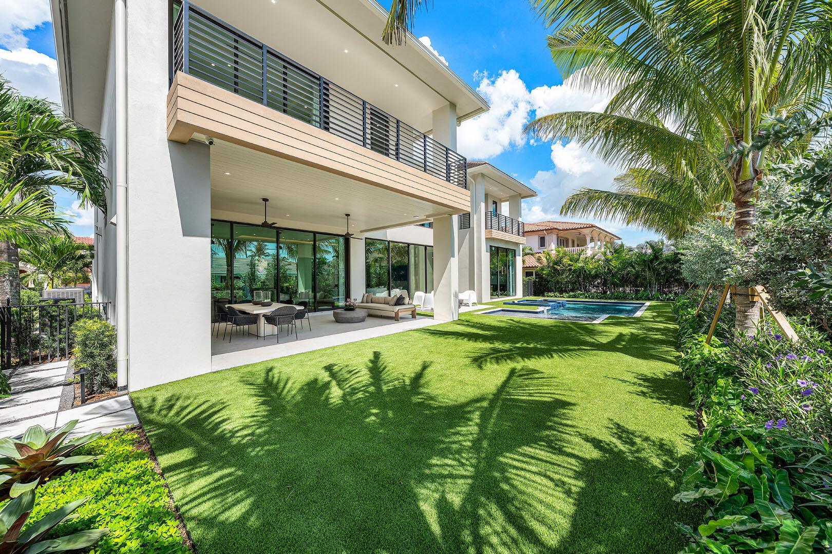 ROYAL PALM YACHT & COUNTR - Residential